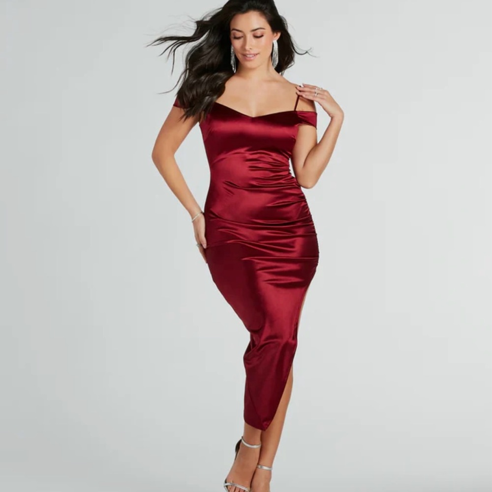 Windsor Short Red Dress